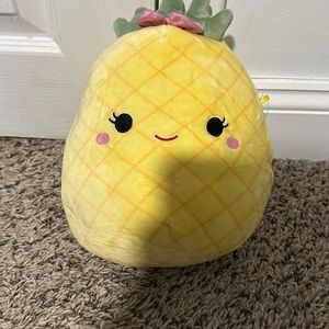 Pineapple Squishmallow 8” (tag detached but included)